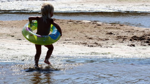 Сегодня официально открывается пляжный сезон