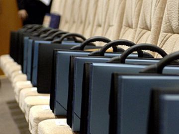 Сразу несколько источников в правительстве региона сегодня сообщили о том, что в структуре руководства Нижегородской области станет на трёх министров меньше