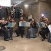 Оркестр «Солисты Нижнего Новгорода» спустились со сцены в метро вместе с музыкальными инструментами