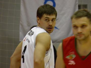 Баскетболист Евгений Бабурин останется в «Нижнем Новгороде» до 2018 года