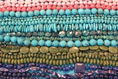 Ювелирно-минералогическая выставка-ярмарка проходит в Нижегородском государственном выставочном комплексе