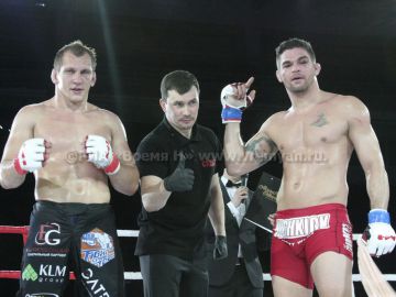 Первый крупный турнир по смешанным боевым искусствам «Pride Fighting Show» прошел в Нижнем Новгороде