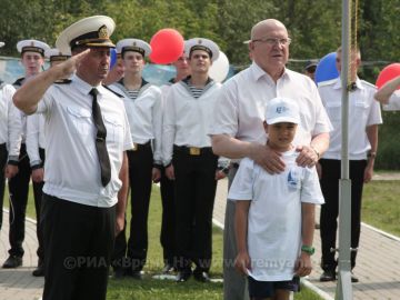 Четвертая международная детская парусная регата на Кубок Губернатора стартовала в Нижнем Новгороде
