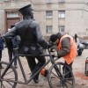 Скульптурной композиции на Большой Покровской вернули утраченную деталь