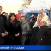 На главной площади города поют и пляшут не только на сцене