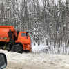 Мусоровоз улетел в кювет на дороге в Нижегородской области 6 января