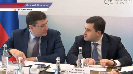 Заместитель министра строительства и ЖКХ России Никита Стасишин провел встречу с Глебом Никитиным