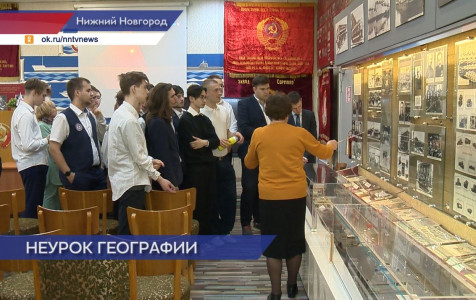 Экскурсию по музею Нижегородского судостроительного завода провели для учеников школы №183