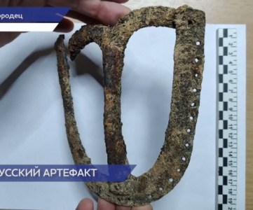Маску от боевого шлема эпохи Древней Руси нашли в Городце