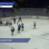 Хоккеисты команды «Торпедо-Горький» сыграли против казанского «Барса»