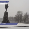 Жители Нижнего Новгорода начинают апрель с уборки снега во дворах и на автомобилях